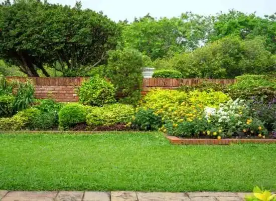 landscaping services Guttenberg